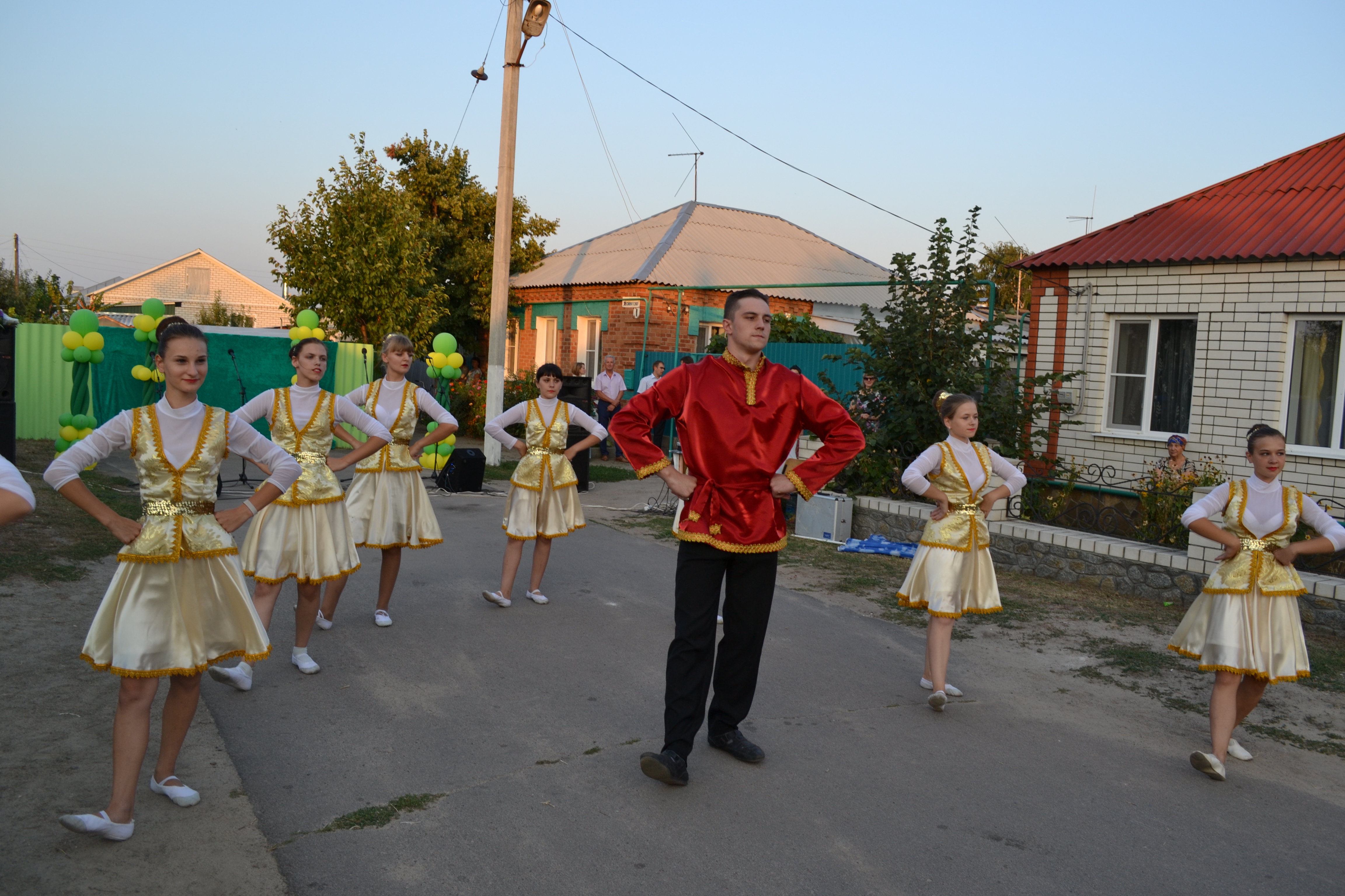 Погода богучар на дня. Праздник улицы в селе. Название праздника улицы. Игровая программа на праздник улицы на селе. Фестиваль улиц села.