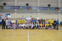 В Богучаре отметили Международный Женский день спортивно-паториотическим турниром по волейболу