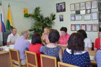 Глава администрации городского поселения - город Богучар провел совещание