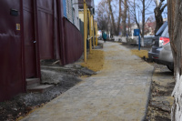 Одна из центральный улиц города - улица Кирова теперь радует горожан новым тротуаром!