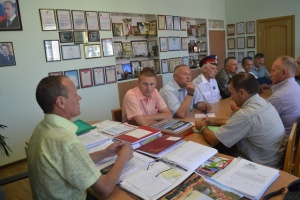 Глава администрации города провел совещание по вопросам организации Ильинского Крестного хода