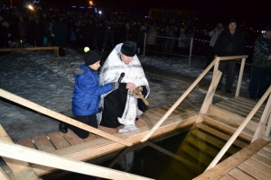  В Богучаре началась подготовка к традиционным крещенским купаниям.